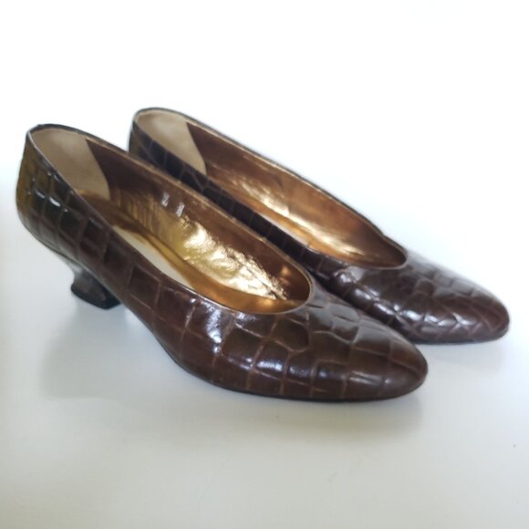 Joan & David Italian Brown Croc Print Leather Pumps -Hand Made in Italy, size 7B - Picture 4 of 16